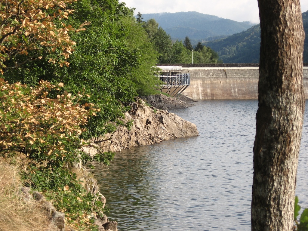 https://reinout.vanrees.org/images/2026/lac-de-kruth6.jpg